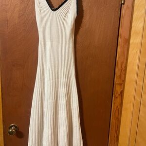 Elegant Cream Sleeveless Dress